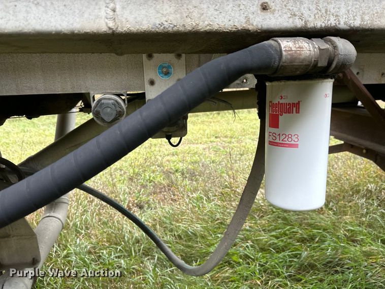 image for item DW4332 1976 Butler tank trailer