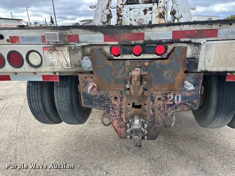 image for item DW4333 1997 Ford LT9513 crane truck