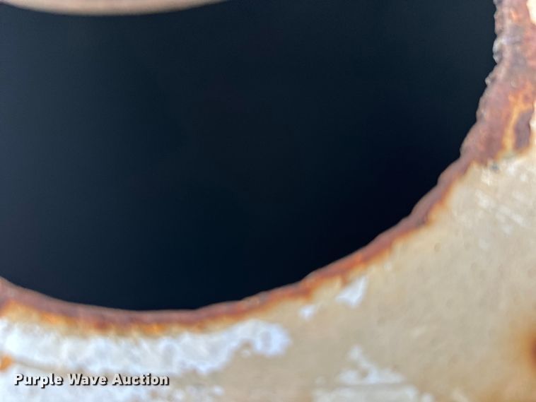 image for item DW4334 1993 International 9300 tank truck