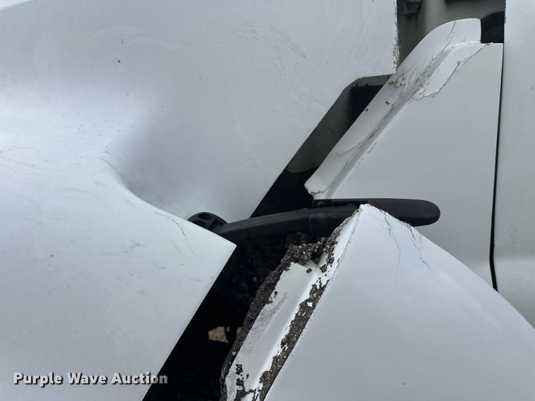 image for item DW4336 2009 Ford F750 Super Duty oil distributor truck