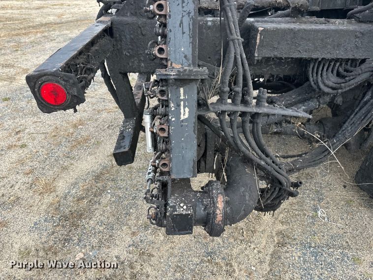 image for item DW4336 2009 Ford F750 Super Duty oil distributor truck