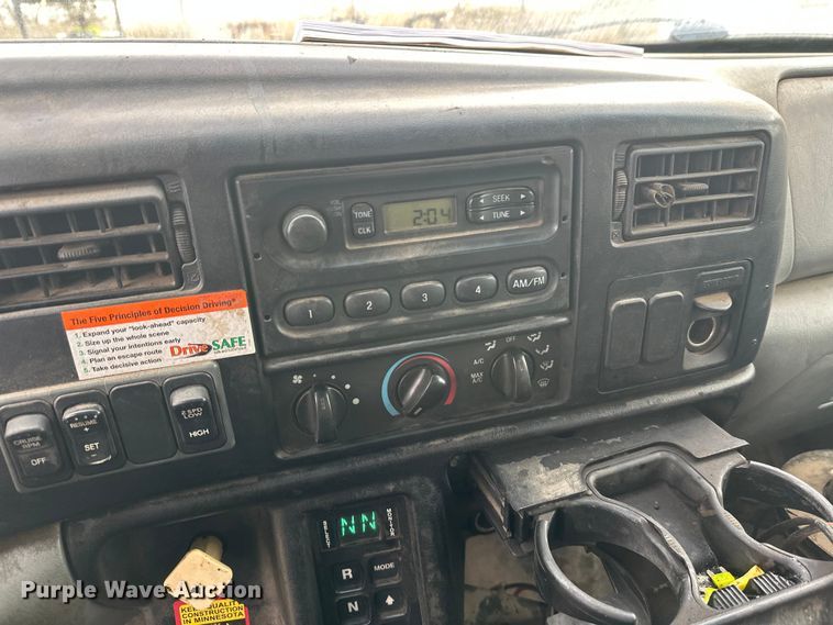 image for item DW4336 2009 Ford F750 Super Duty oil distributor truck