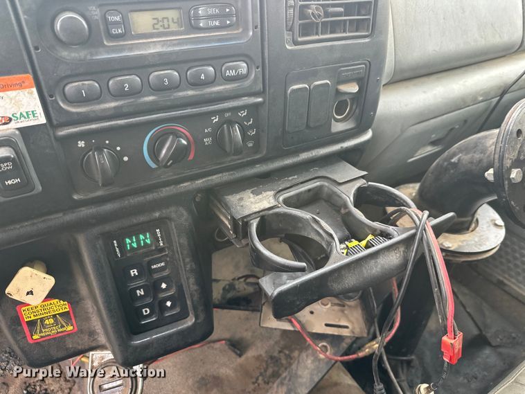 image for item DW4336 2009 Ford F750 Super Duty oil distributor truck