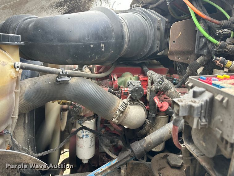 image for item DW4336 2009 Ford F750 Super Duty oil distributor truck