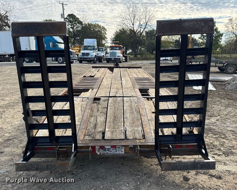 image for item DW6633 1994 Dynaweld equipment trailer