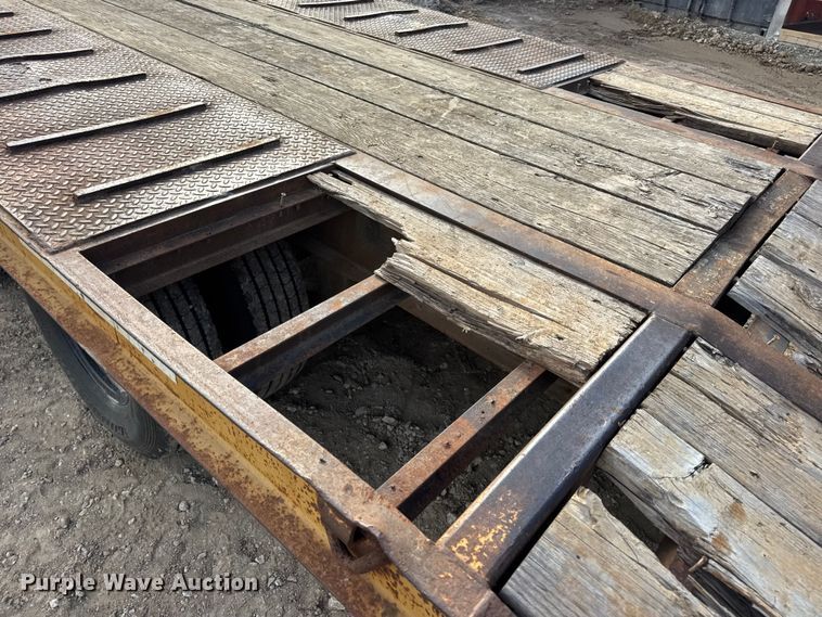 image for item DW6633 1994 Dynaweld equipment trailer