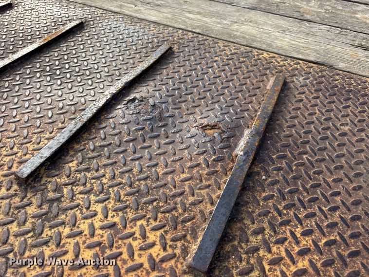 image for item DW6633 1994 Dynaweld equipment trailer