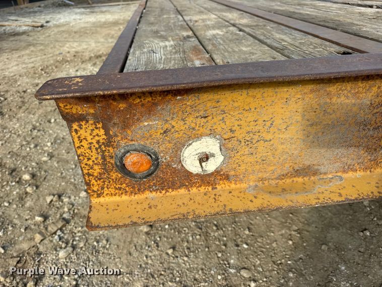 image for item DW6633 1994 Dynaweld equipment trailer