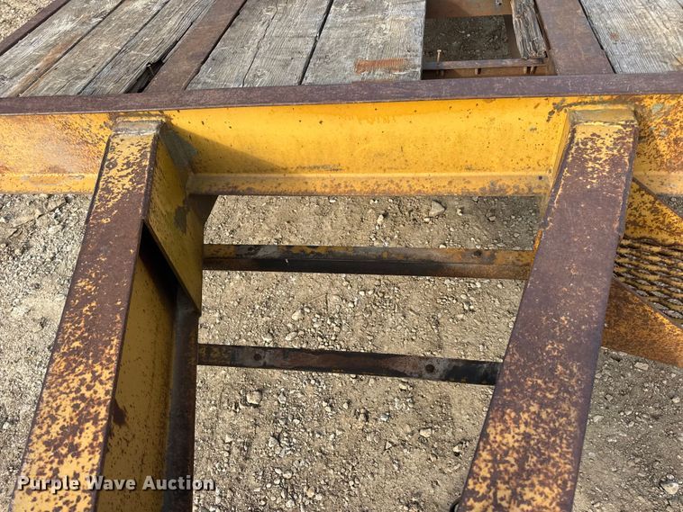 image for item DW6633 1994 Dynaweld equipment trailer