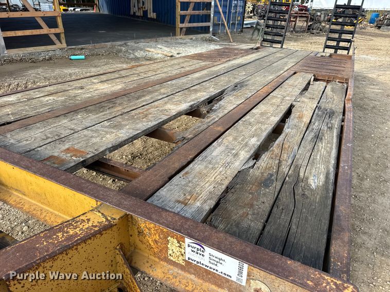 image for item DW6633 1994 Dynaweld equipment trailer