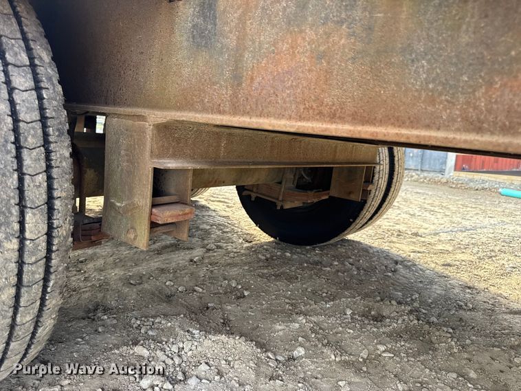 image for item DW6633 1994 Dynaweld equipment trailer