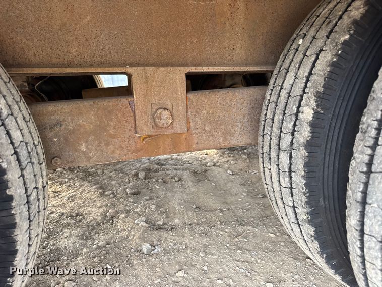 image for item DW6633 1994 Dynaweld equipment trailer