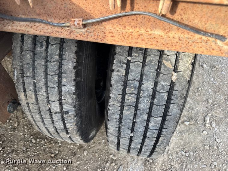 image for item DW6633 1994 Dynaweld equipment trailer