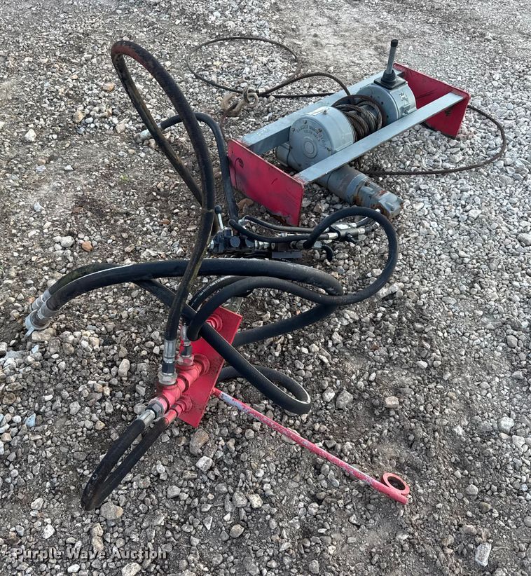 image for item DW6635 Ramsey 700 winch