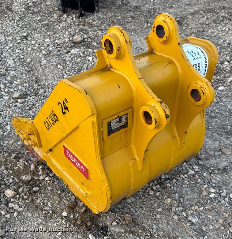 image for item DW6636 2023 Teran BKT305C24 excavator bucket