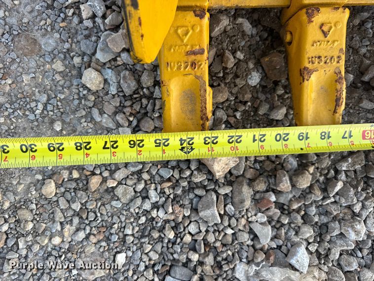 image for item DW6636 2023 Teran BKT305C24 excavator bucket