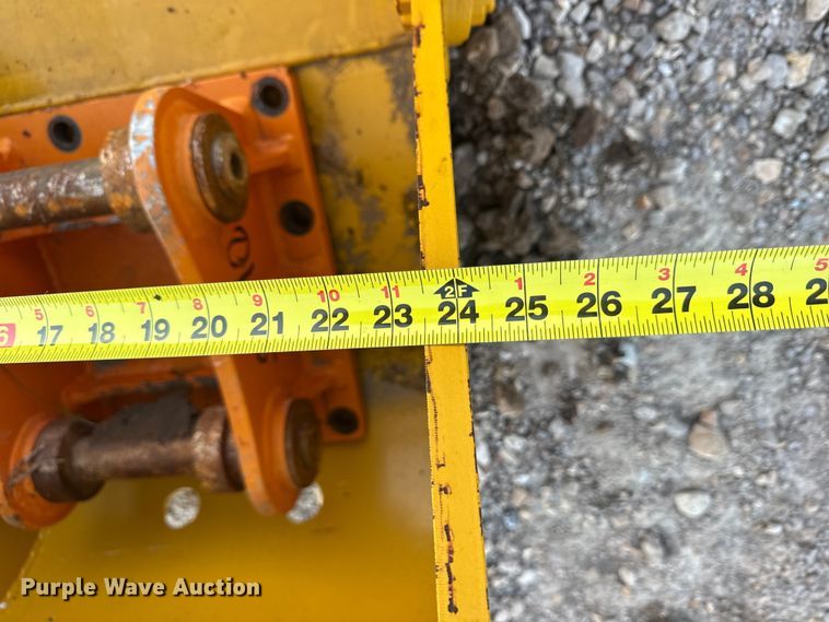 image for item DW6636 2023 Teran BKT305C24 excavator bucket