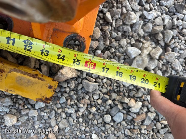 image for item DW6636 2023 Teran BKT305C24 excavator bucket