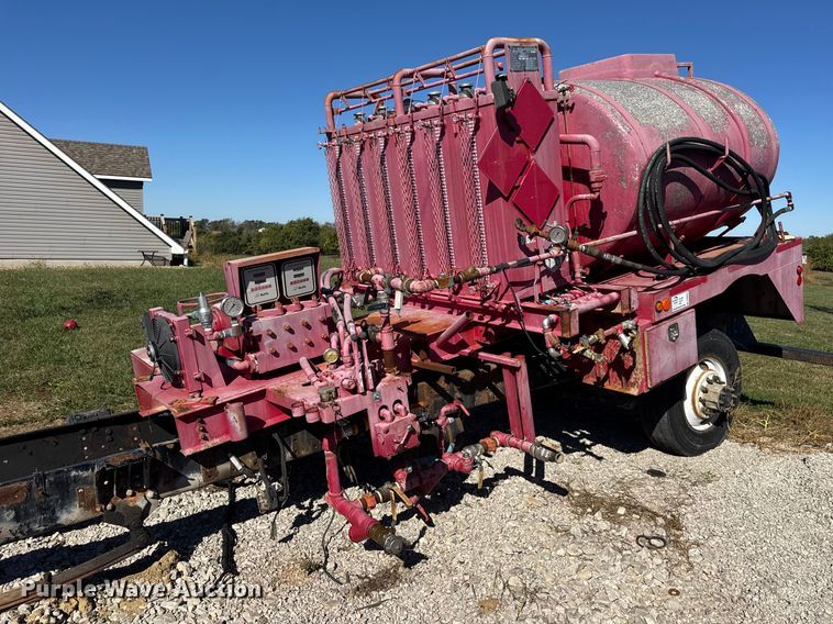 image for item DW6644 2012 Patts Fabrication oilfield acidizing truck bed