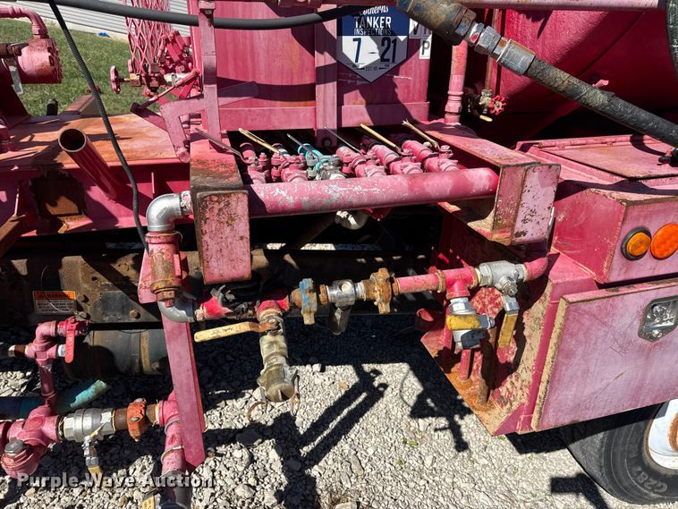 image for item DW6644 2012 Patts Fabrication oilfield acidizing truck bed