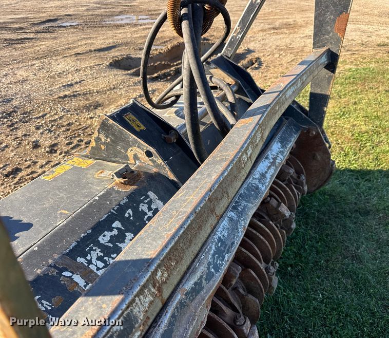 image for item DW6645 2020 Caterpillar HM415C Mulcher skid steer mulcher