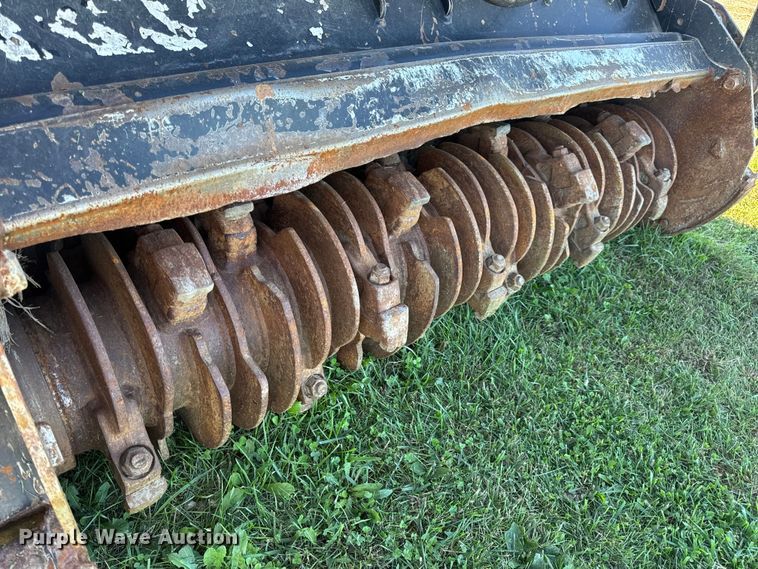 image for item DW6645 2020 Caterpillar HM415C Mulcher skid steer mulcher