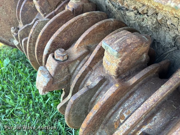 image for item DW6645 2020 Caterpillar HM415C Mulcher skid steer mulcher