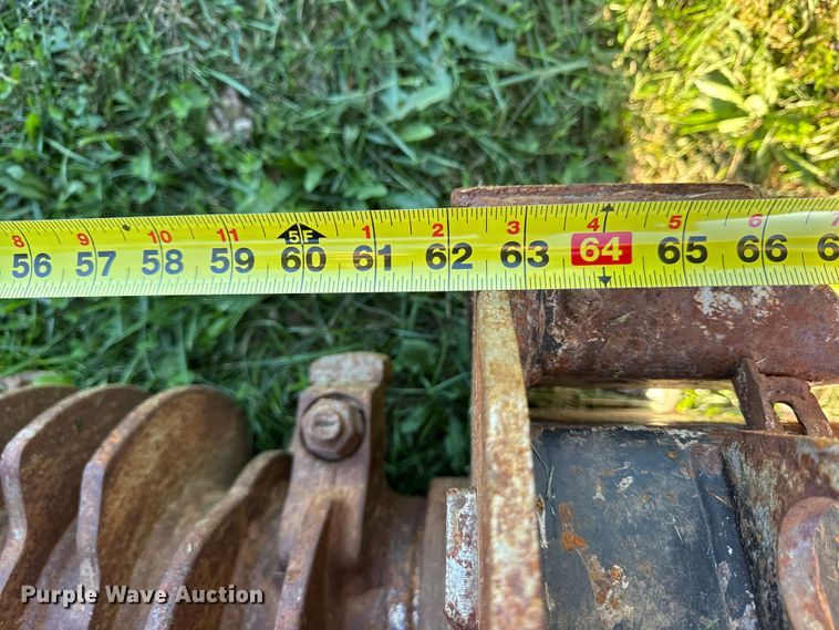 image for item DW6645 2020 Caterpillar HM415C Mulcher skid steer mulcher