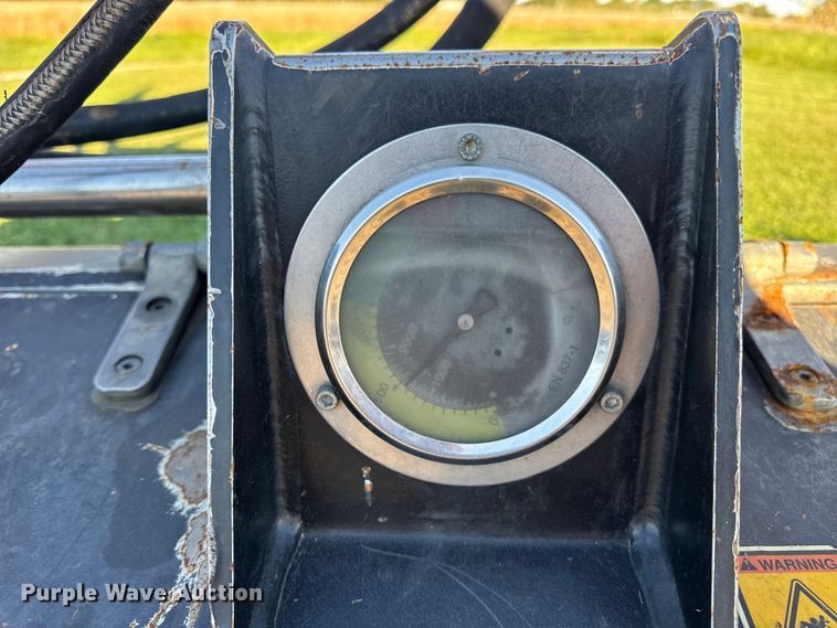 image for item DW6645 2020 Caterpillar HM415C Mulcher skid steer mulcher