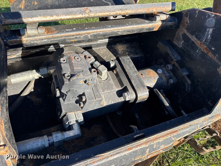 image for item DW6645 2020 Caterpillar HM415C Mulcher skid steer mulcher