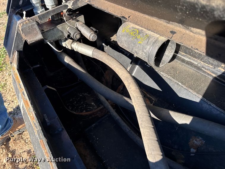 image for item DW6645 2020 Caterpillar HM415C Mulcher skid steer mulcher