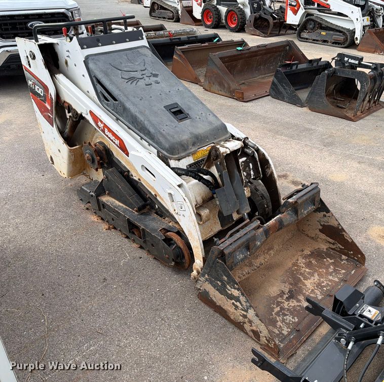 image for item DX5849 2023 Bobcat MT100 compact utility loader