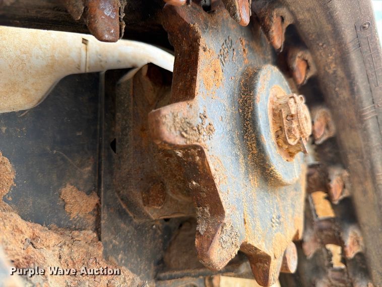 image for item DX5849 2023 Bobcat MT100 compact utility loader