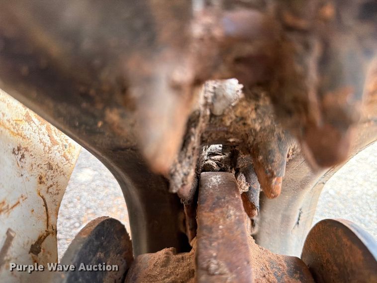 image for item DX5849 2023 Bobcat MT100 compact utility loader