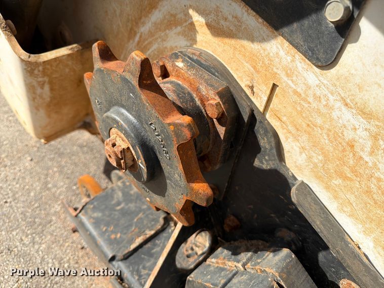 image for item DX5849 2023 Bobcat MT100 compact utility loader