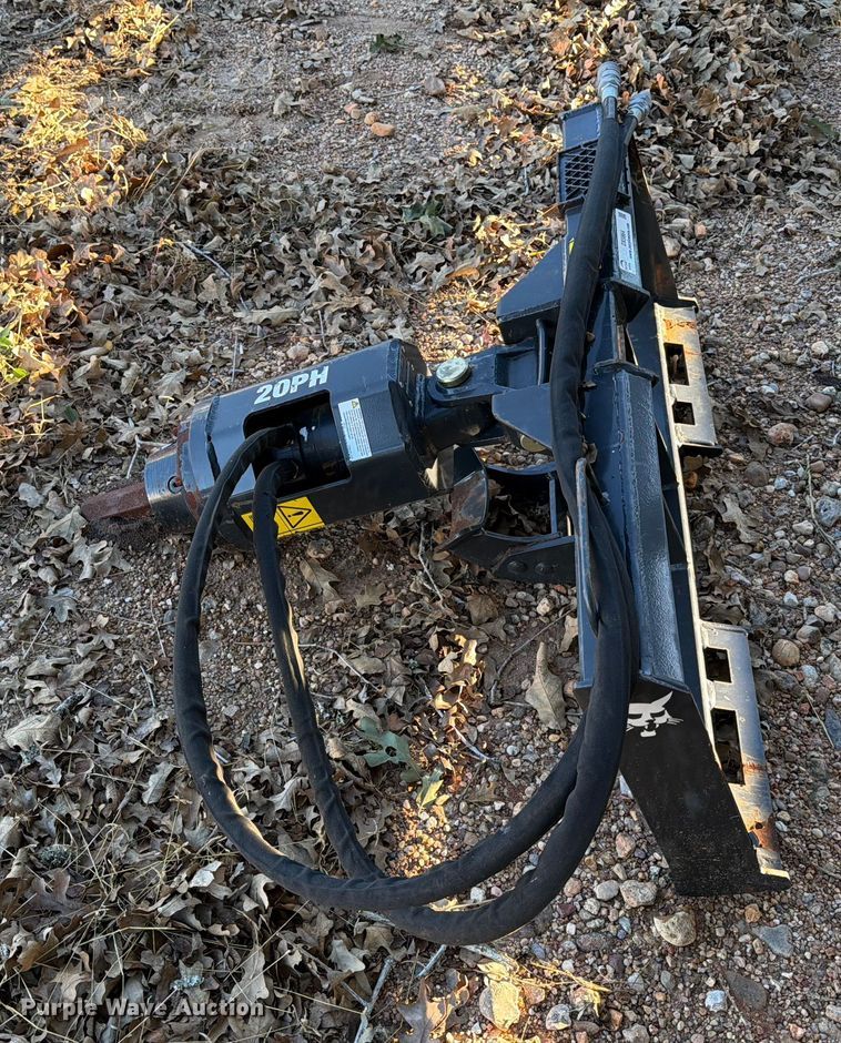 image for item DX5864 2023 Bobcat 20PH skid steer auger
