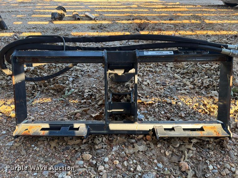 image for item DX5864 2023 Bobcat 20PH skid steer auger