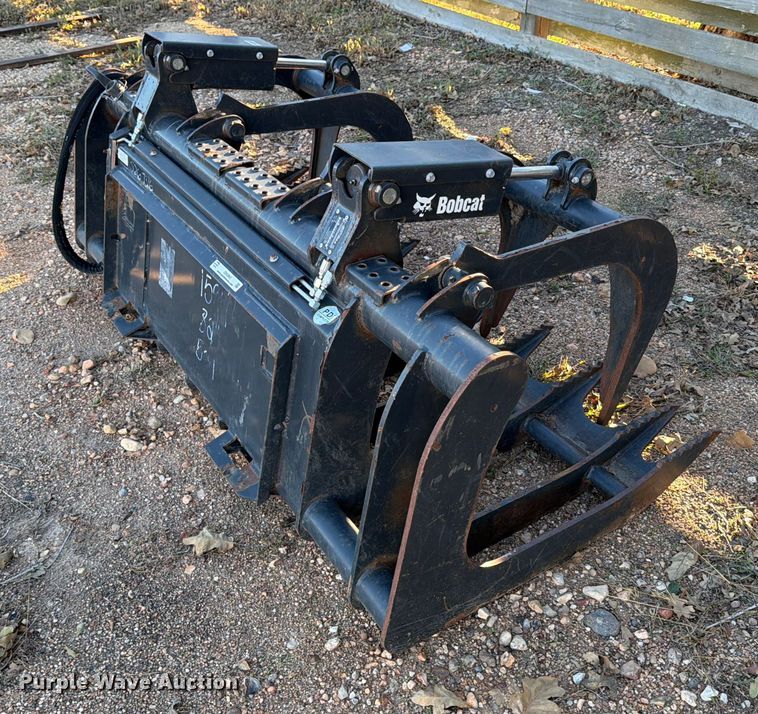 image for item DX5865 2023 Bobcat Grpl 82 Root skid steer root grapple bucket
