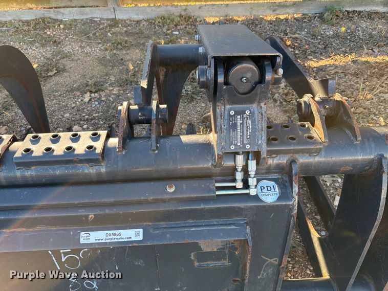 image for item DX5865 2023 Bobcat Grpl 82 Root skid steer root grapple bucket