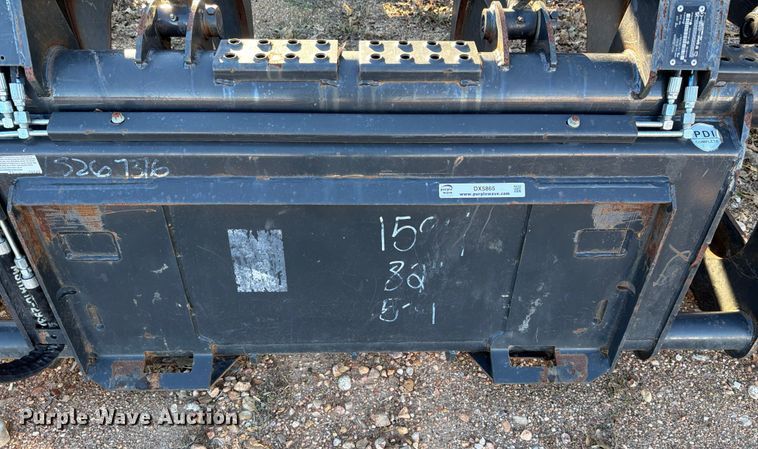 image for item DX5865 2023 Bobcat Grpl 82 Root skid steer root grapple bucket