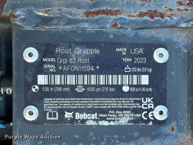 image for item DX5865 2023 Bobcat Grpl 82 Root skid steer root grapple bucket