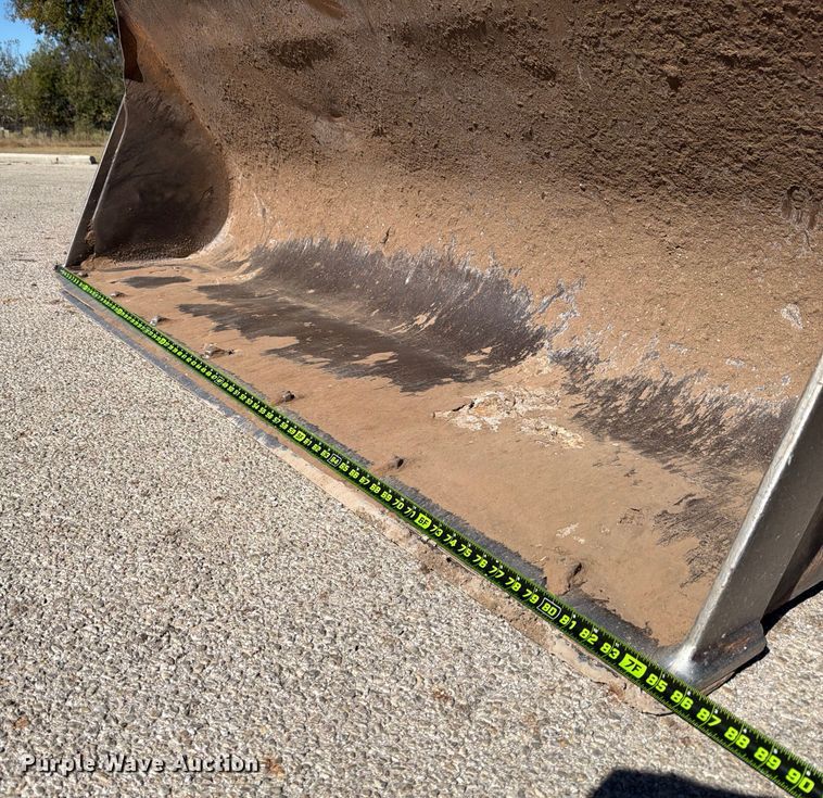 image for item DX5871 2003 John Deere 310G backhoe