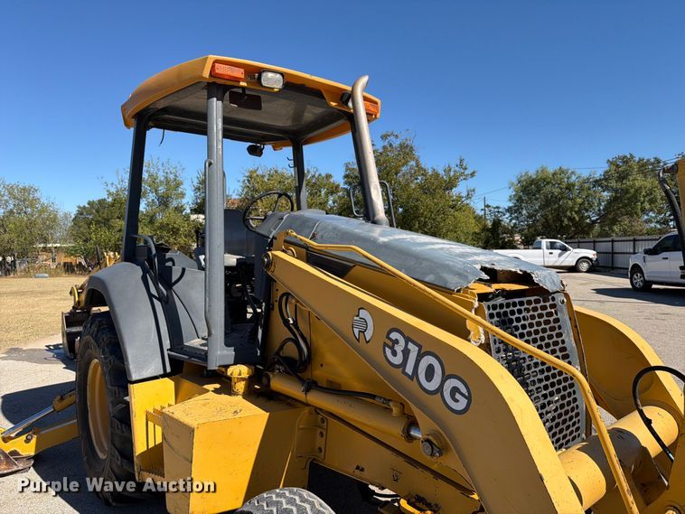 image for item DX5871 2003 John Deere 310G backhoe