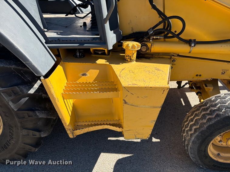 image for item DX5871 2003 John Deere 310G backhoe