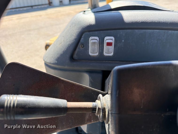 image for item DX5871 2003 John Deere 310G backhoe