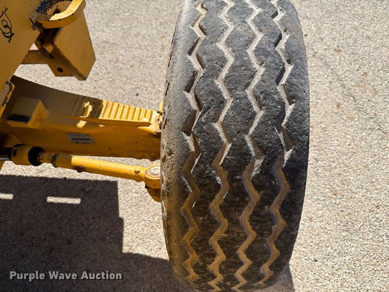 image for item DX5871 2003 John Deere 310G backhoe