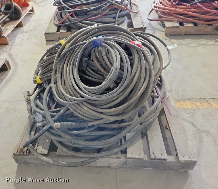 image for item DX6475 Pallet of assorted high pressure hoses