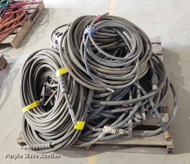 image for item DX6475 Pallet of assorted high pressure hoses