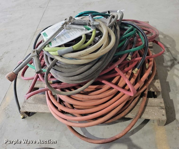 image for item DX6476 Pallet of assorted water hoses