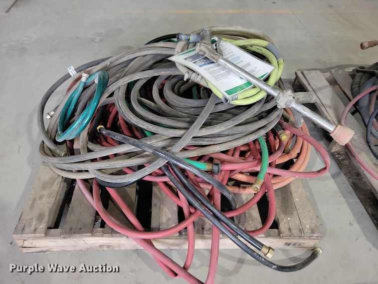 image for item DX6476 Pallet of assorted water hoses